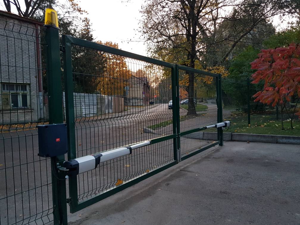 Veramie vārti 8